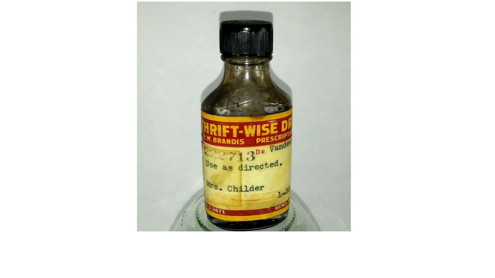 Vintage / Paper Lable Oregon Medicine Bottle / Thrift-wise-drug / Bend, Or.ore.